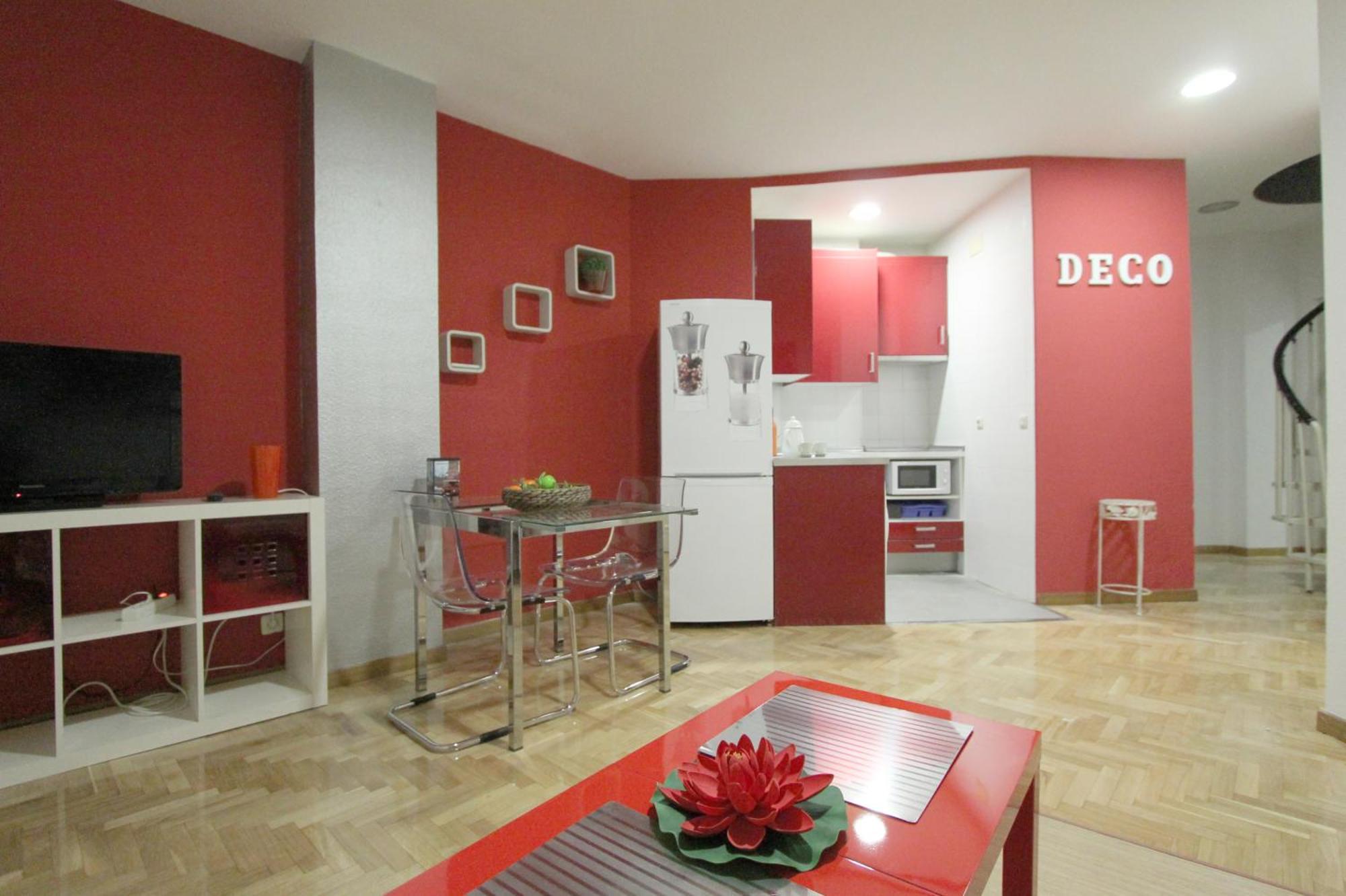 Apartamentos Goyescas Deco Мадрид Номер фото