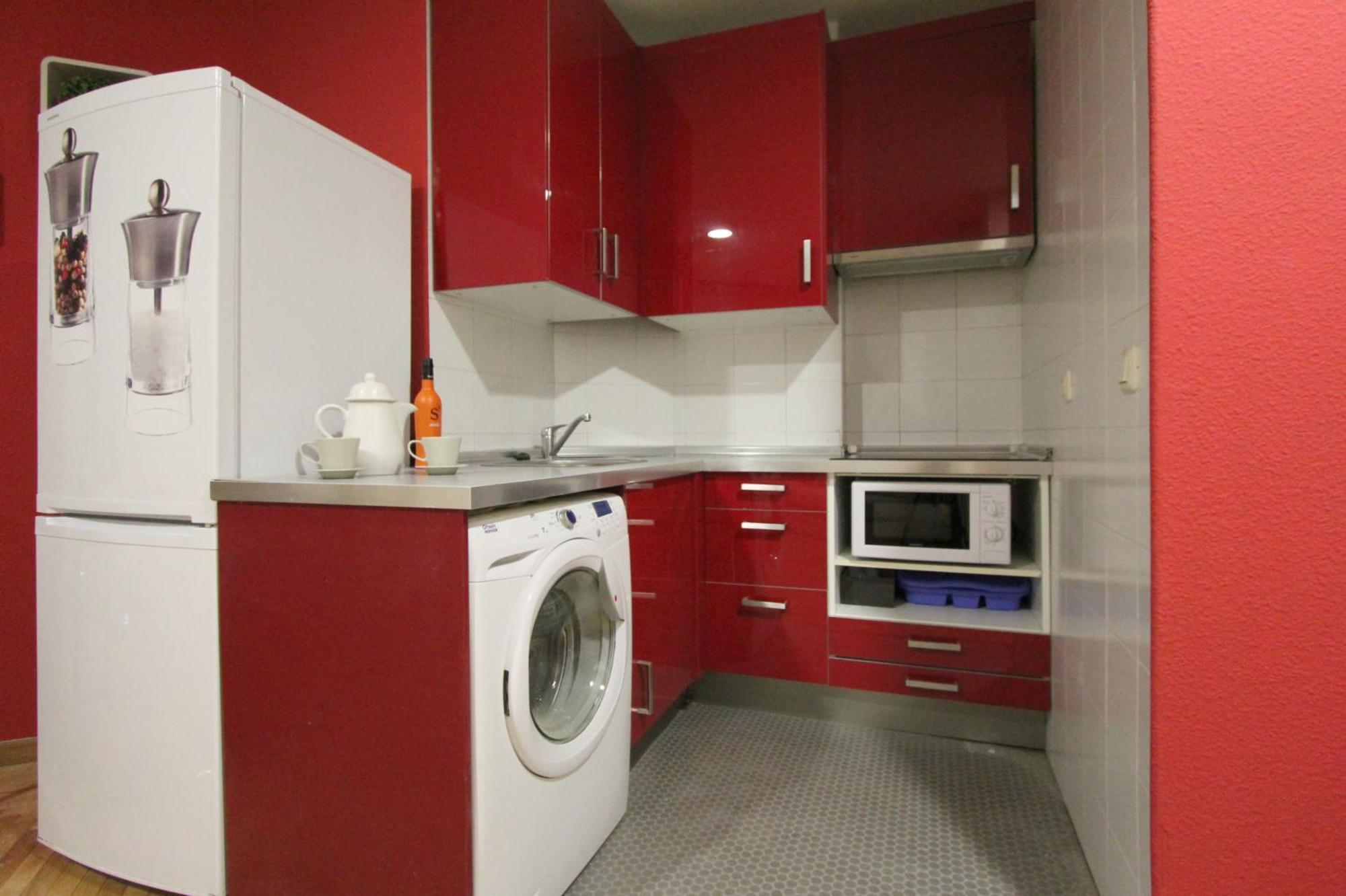 Apartamentos Goyescas Deco Мадрид Номер фото