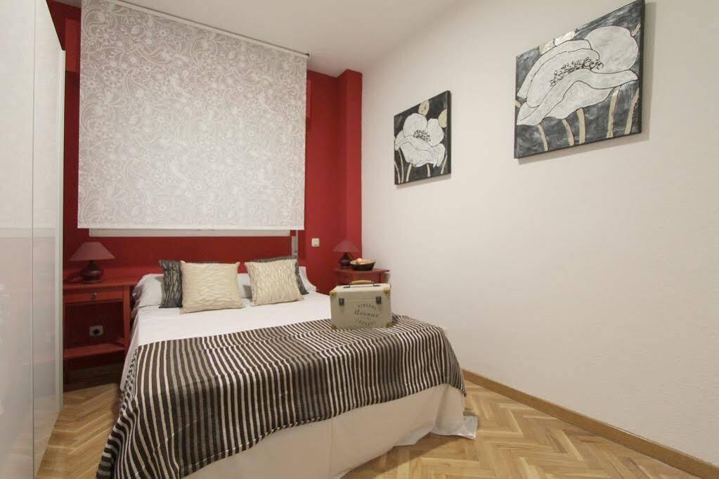 Apartamentos Goyescas Deco Мадрид Екстер'єр фото
